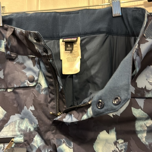 Patagonia Snowbelle Pants Girls Size XL Blue Camo Print - Picture 7 of 15